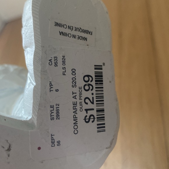 Mummy Halloween Tabletop Decoration - Picture 3 of 5